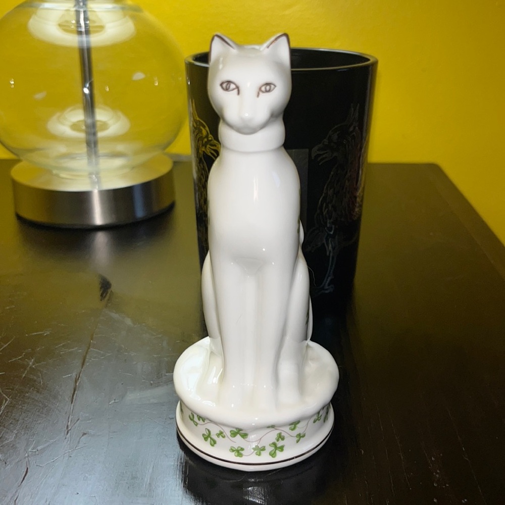 White Fine Bone China Royal TARA Irish kitty figurine sitting on a pedestal.